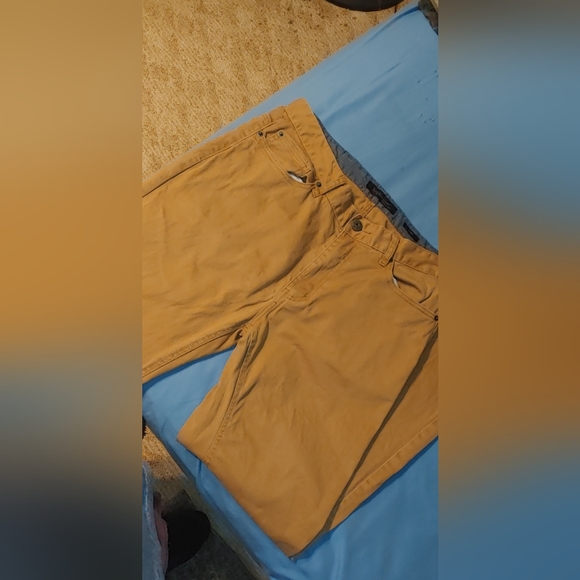 Slim khakis - Picture 5 of 9